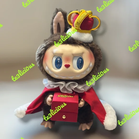 POP MART THE MONSTERS LET'S CHECKMATE KING VINYL PLUSH DOLL - Picture 4 of 15